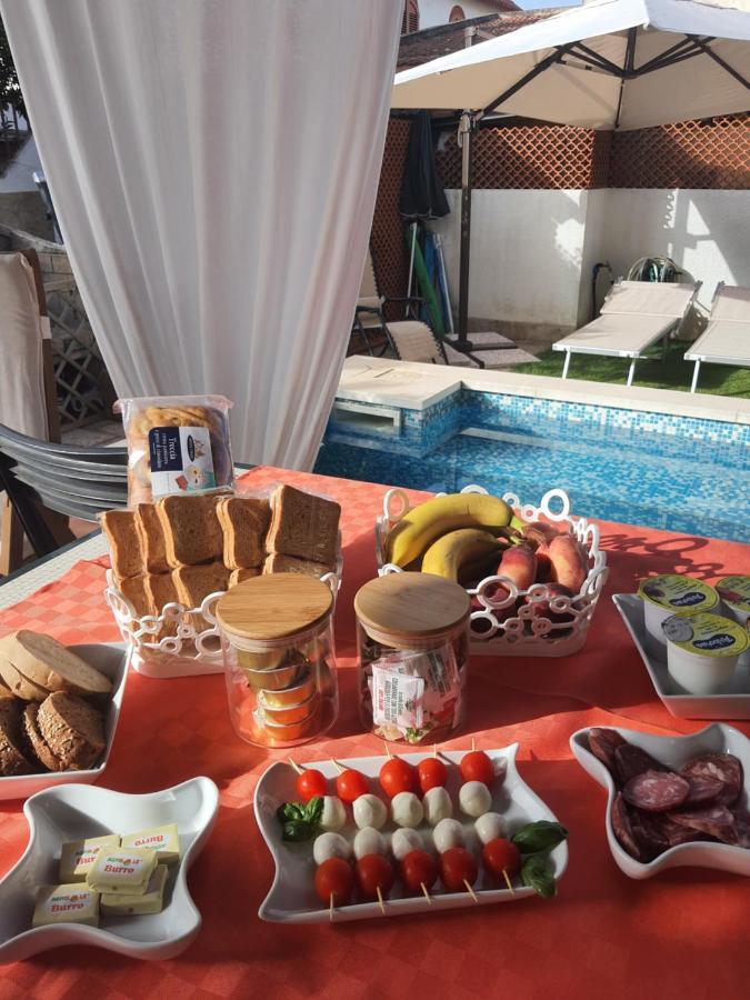 Bed and Breakfast Sole D'Oro Iun S4354 La Maddalena  Экстерьер фото